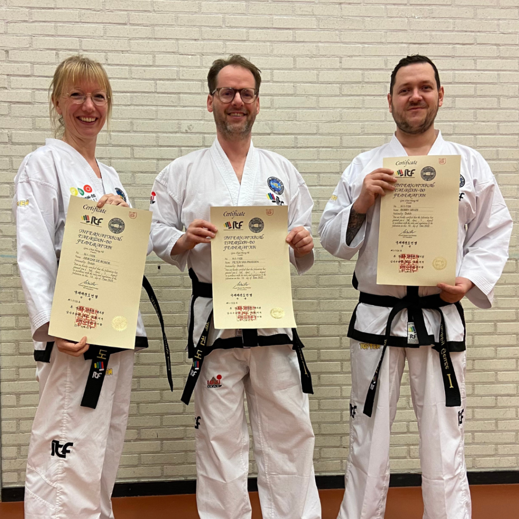 Nieuwe Zwarte Banden Taekwon-Do Vathorst